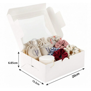 DÁRKOVÁ KRABIČKA - BÍLÁ 20x15x6 cm