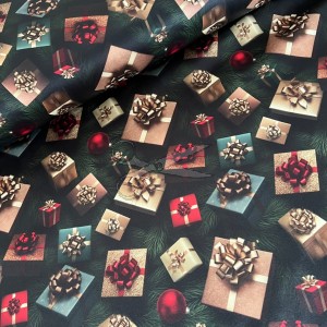 metráž - Dekorační VÁNOČNÍ satén - DÁREČKY tm. zelené š.140cm metráž - Dekorační VÁNOČNÍ satén - DÁREČKY tm. zelené š.140cm